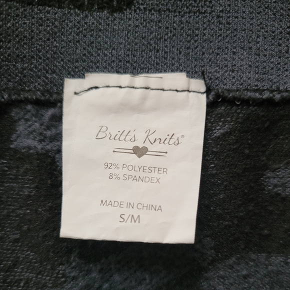 Britt's Knits Black Gray Camo Athletic Leggings Size Small - Picture 5 of 7